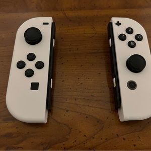 Nintendo Switch Oled White Joycons